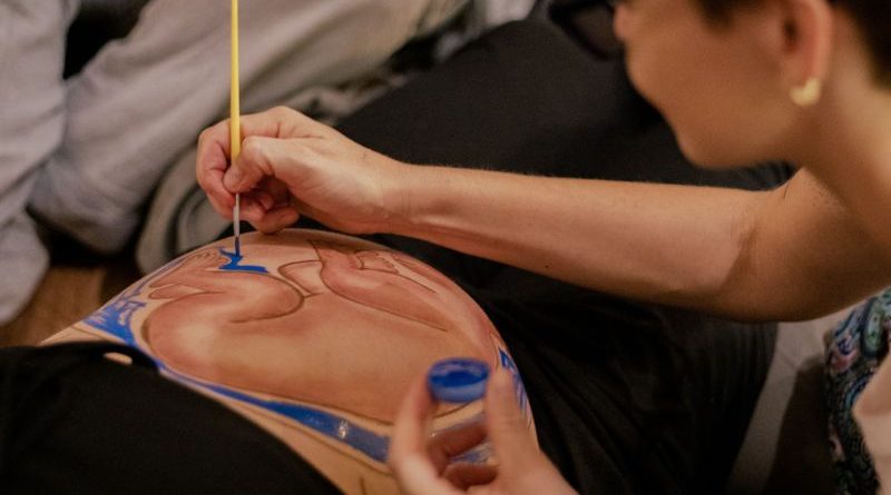 Você conhece o ultrassom natural? Técnica de desenho fortalece conexão entre mãe e bebê