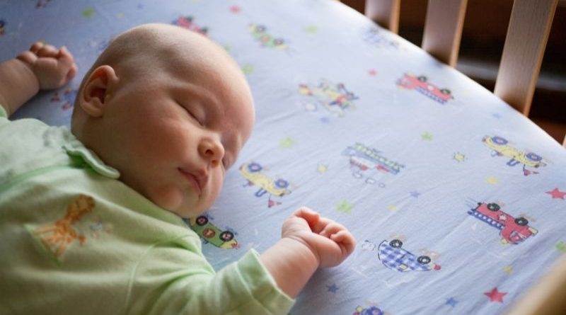 Seu bebê dorme bem? Estabelecer uma rotina é o primeiro passo para boas noites de sono